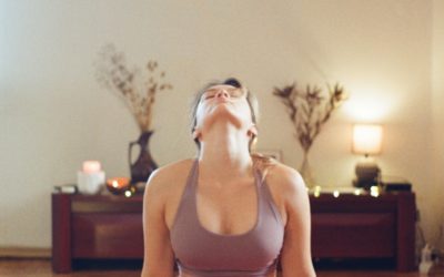 Exercices de sophrologie simples à faire chez soi